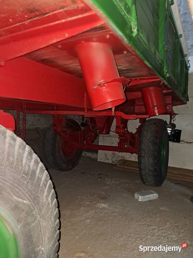 Przyczepa rolnicza wywrotka
