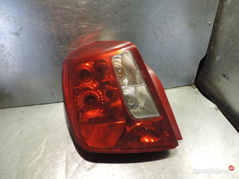 CHEVROLET LACETTI SEDAN LAMPA TYLNA LEWA Rok produkcji 2008 małopolskie Nowy Sącz