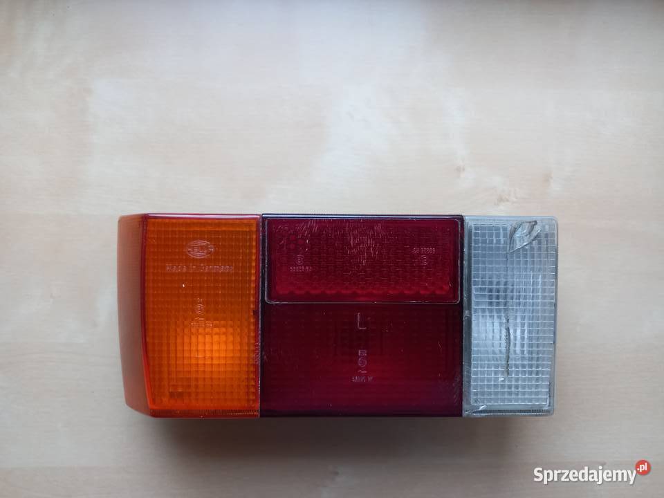 Golf mk1 tylna lewa lampa osobowe Bukownica