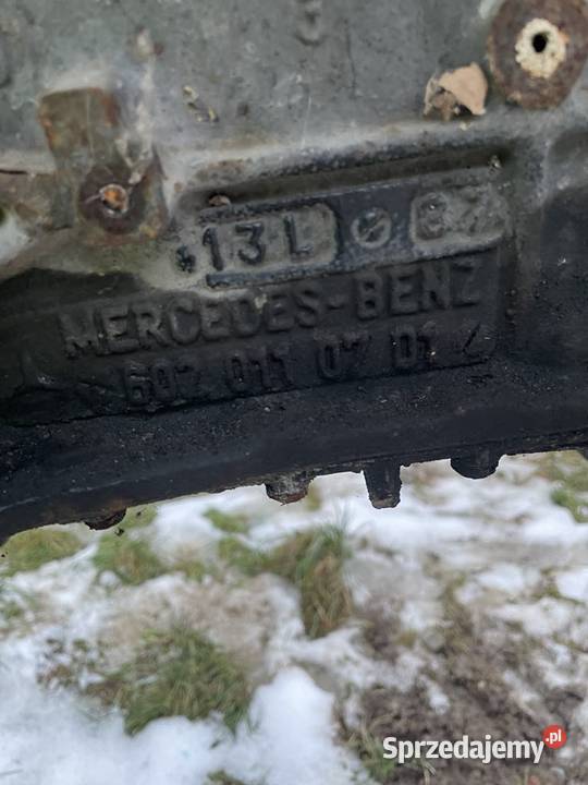 Silnik Mercedes 124 250D 66KW Lniska