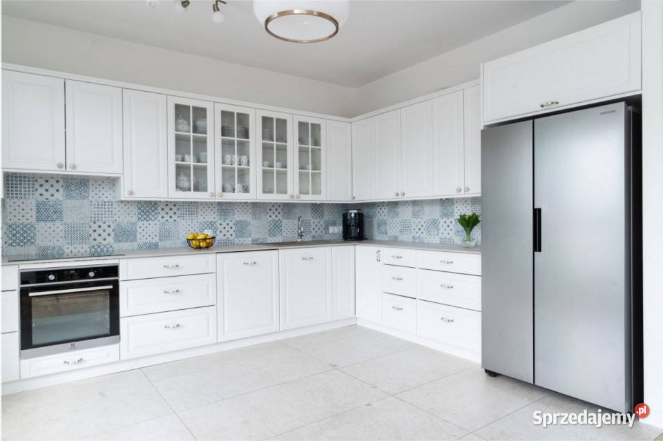 Mieszkanie Warszawa 80m2 4 pokoje 23450zł/m2