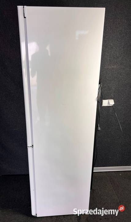 Lodówka IKEA 187 No Frost wytrzymała Transport Warszawa
