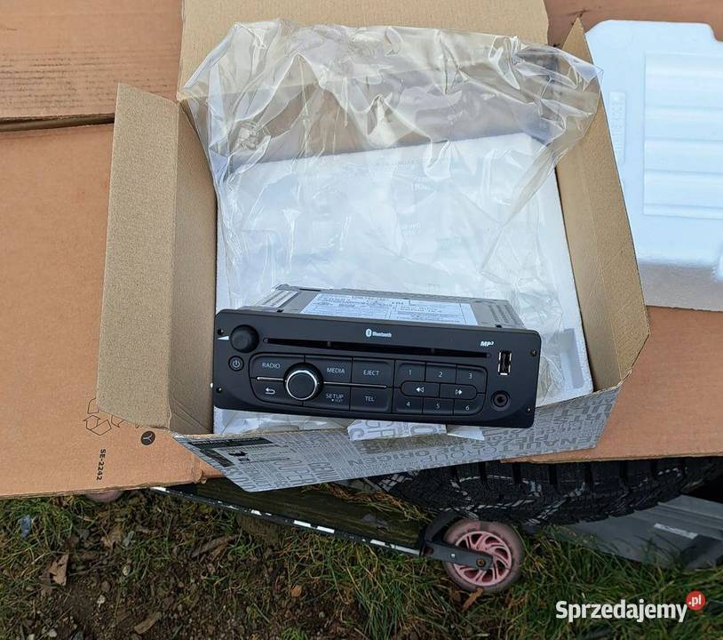 Radio Renault Master III 95519294 281154731R osobowe