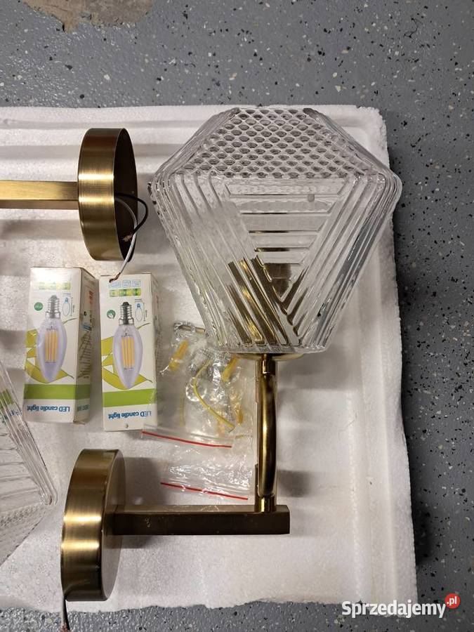 Sprzedam 2 nowe piękne kinkiety klosze ze szkła Sandomierz sprzedam