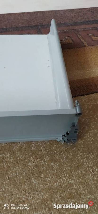 szuflada inside system box