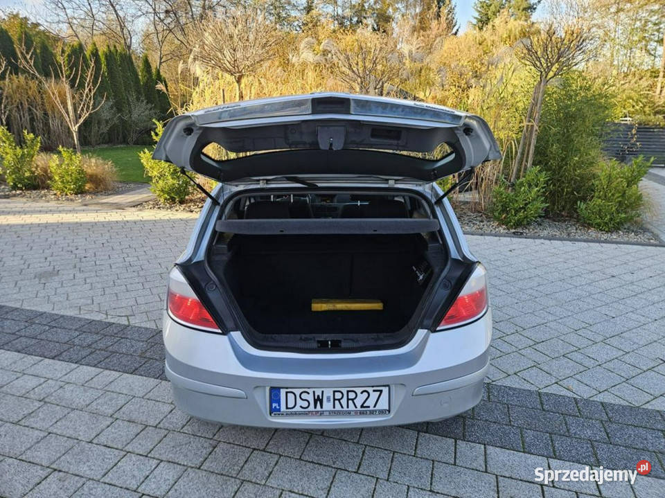 Opel Astra 16 105 klima elektryka zadbany H Astra