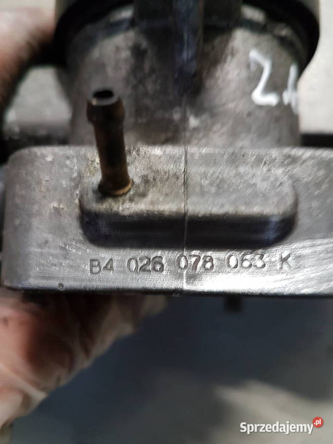 AUDOI 80 B4 26 V6 PRZEPUSTNICA GAZNIK 0280120431 Rok produkcji 1992 wielkopolskie Turek
