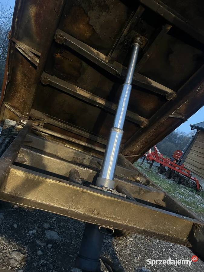 Przyczepa rolnicza Autosan D47 wywrotka 3 strony Nowy Sącz