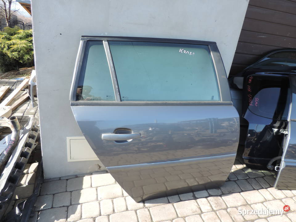 DRZWI PRAWY TYŁ OPEL VECTRA C KOMBI Z155 Nowy Sącz