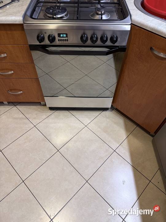 Kuchnia INDESIT I6TMH6AGXU Kuchenki i piekarniki