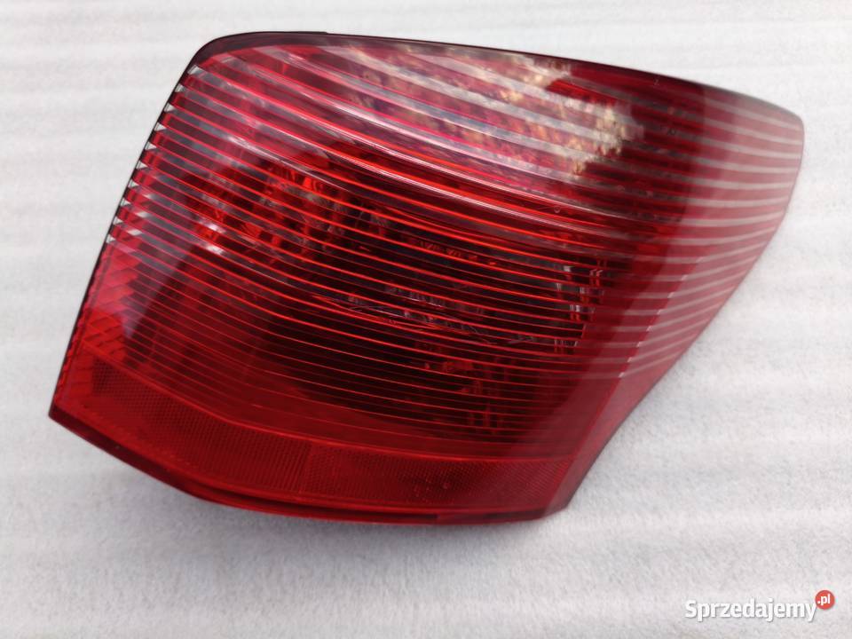 Lampa Prawy Tył Tylna Prawa Peugeot 407 SW Kombi Wyszków