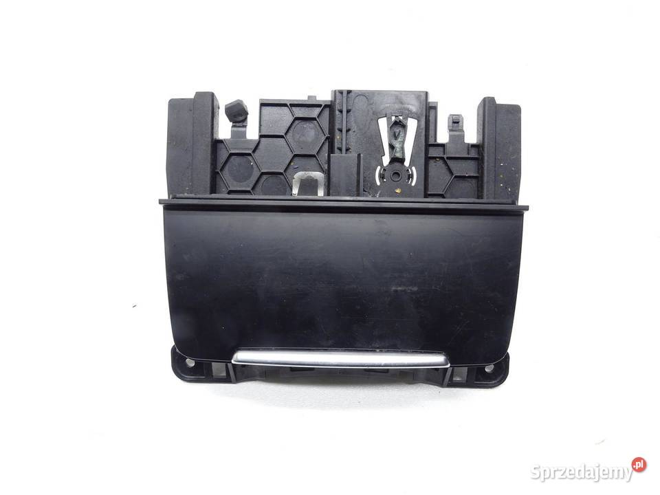 POPIELNICZKA DESKI ŚRODKOWA 8K0857951 AUDI A4 B8 osobowe sprzedam