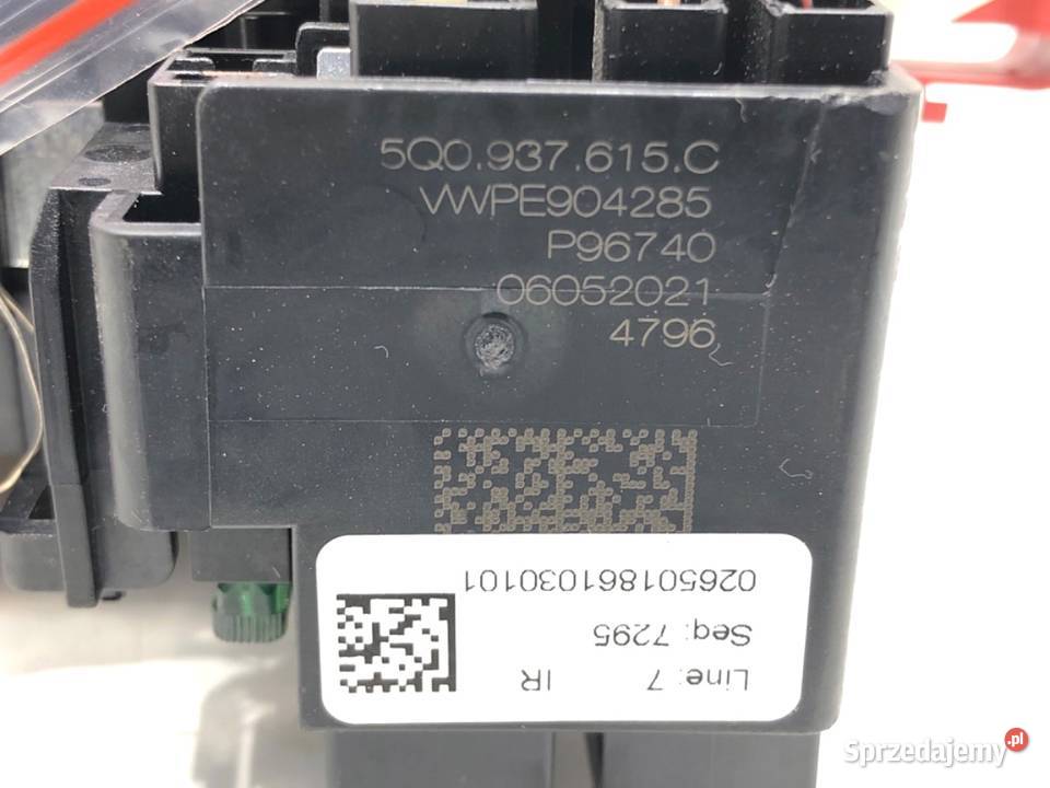 SKRZYNKA BEZPIECZNIKÓW VW ARTEON 5Q0937615C podkarpackie sprzedam