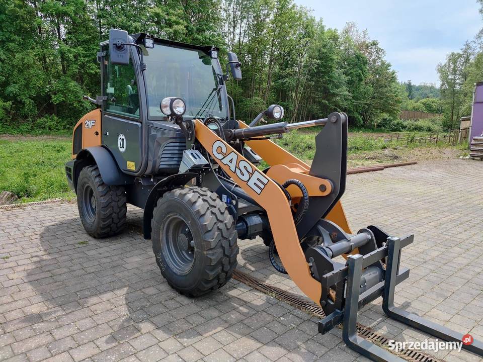 Ładowarka kołowa CASE 121F 2h sprzedam