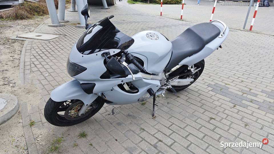 Honda CBR 600 F4 PC35 1999r elektryczny starter Trzebownisko sprzedam