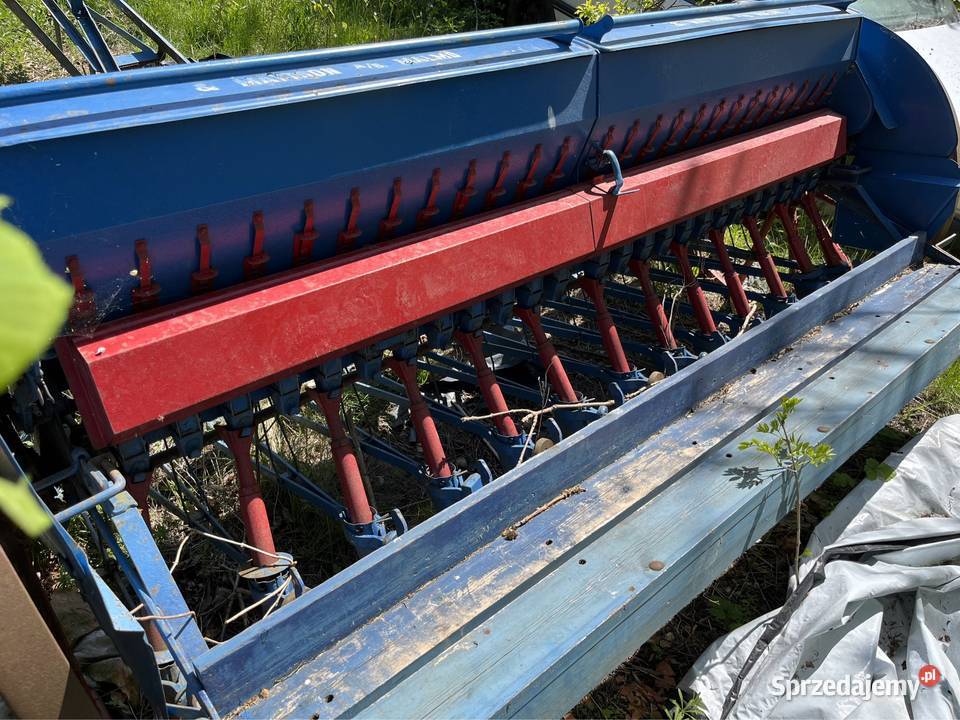 Siewnik zabytek drewniane koła Łomża