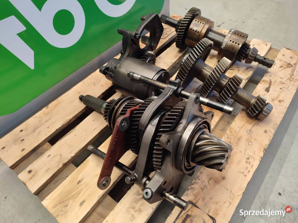 Kosz skrzyni biegów McCormick MTX 175 Wilkowo