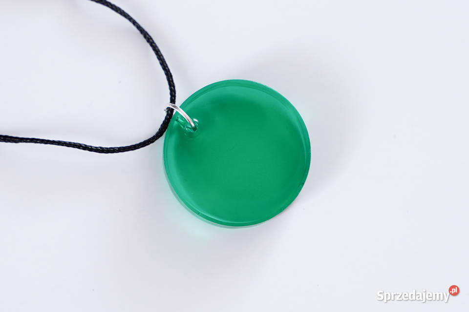 Okrągły zielony wisiorek z żywicy średnica 25 mazowieckie