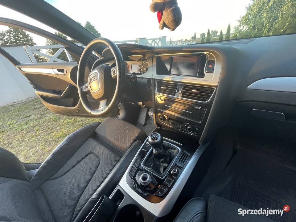 Audi A4 Rok produkcji 2010 Trzemeszno