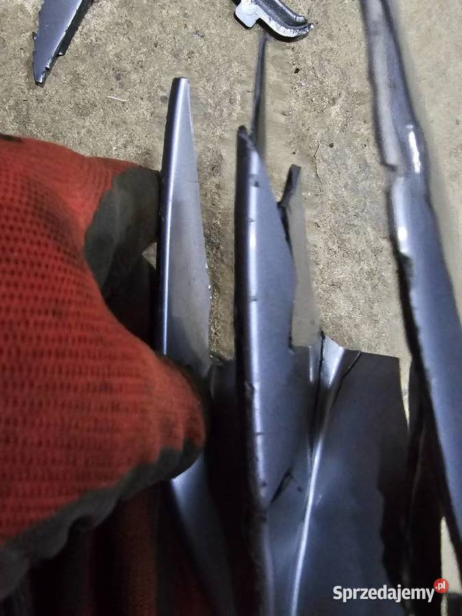 Suzuki RF 600 kratka wlot powietrza prawa Góra Jelenia Góra