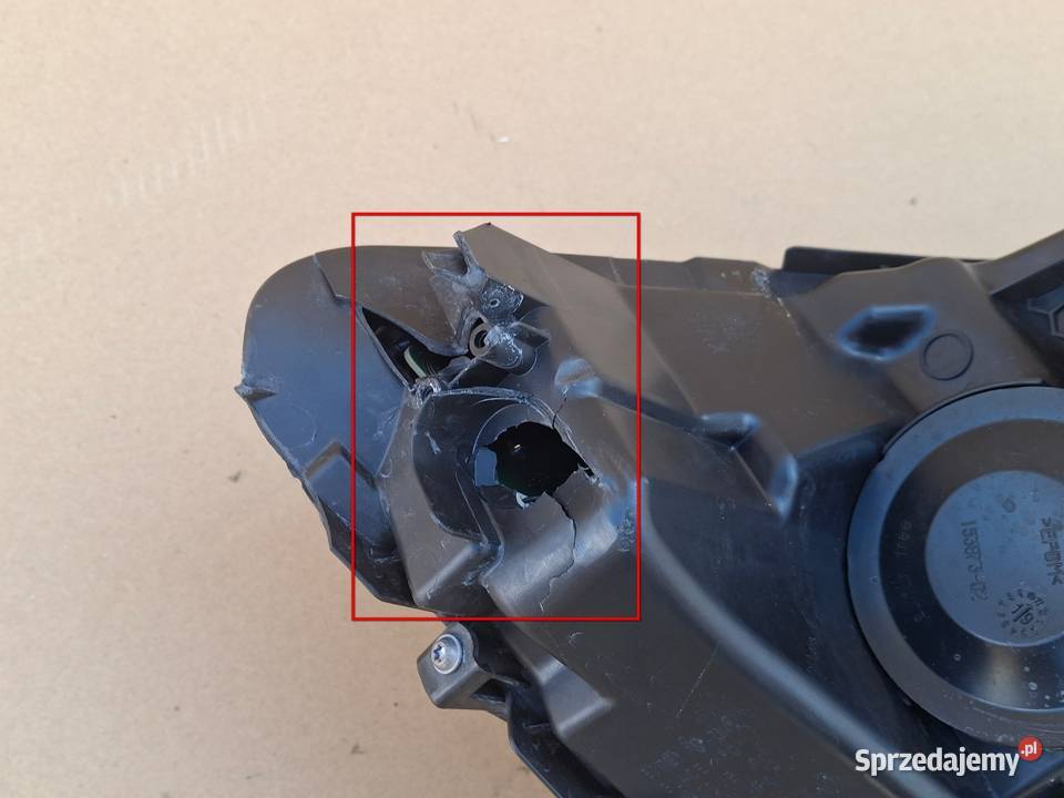 RENAULT SCENIC IV 4 REFLEKTOR LEWY LAMPA LEWA osobowe Lampy przednie lubuskie Bieleń