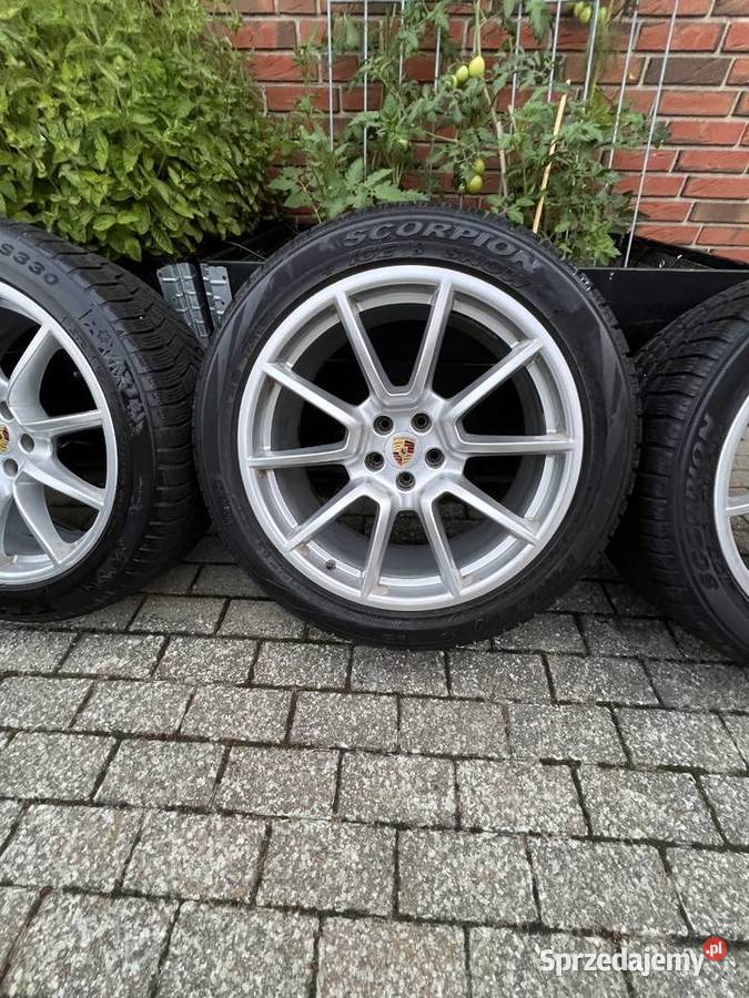 Porsche Macan turbo komplet felg 20 z dwoma sprzedam