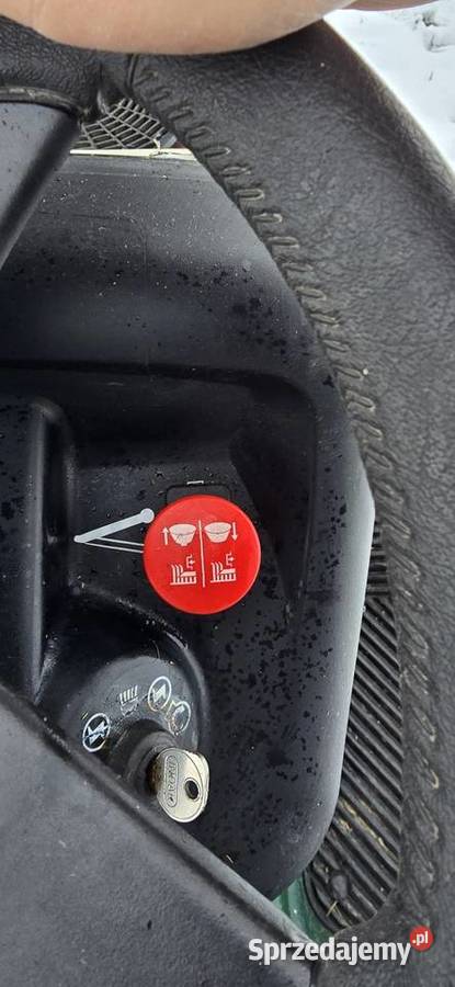 Hayter st 42 18 z zamiatarką Strzyżewice sprzedam