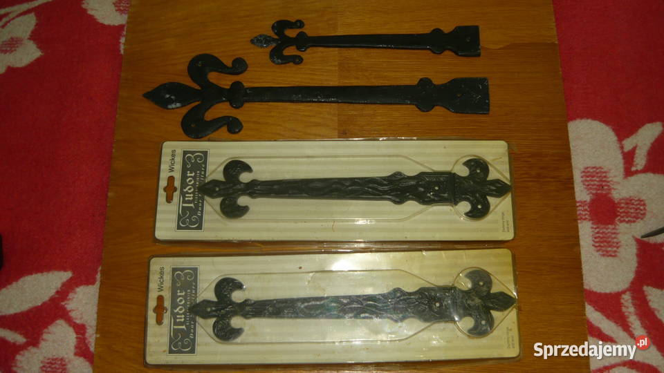 Okucia zawiasy drzwiowe meblowe stare kute sprzedam