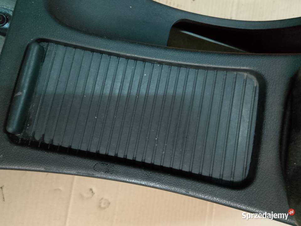Alfa Romeo 159 podłokietnik śląskie Nieborowice