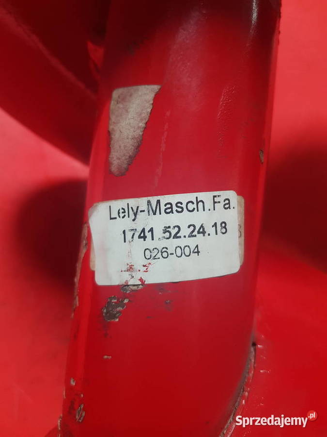 1741522418 Ślimak prawy prasa Lely Welger