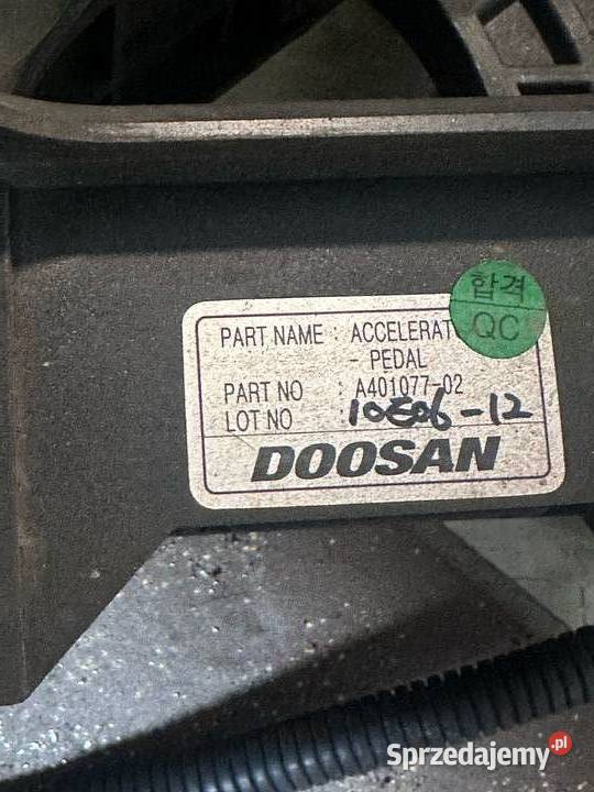 Pedał potencjometr gazu DOOSAN A40107702 śląskie Antonie sprzedam