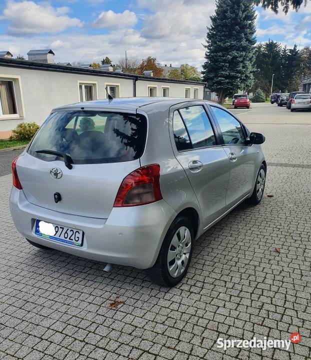 Toyota Yaris II 13 bezyna Jasło