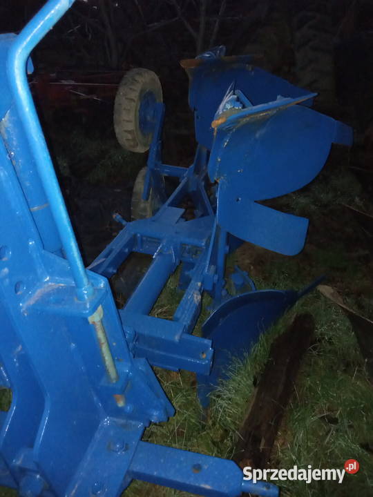 Pług 2 skibowy obrotowy Maszyny rolnicze Żmigród