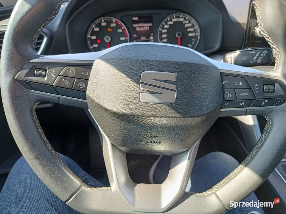 Seat Leon sportstourer kombi salon Polska niski nieuszkodzony Leon sprzedam