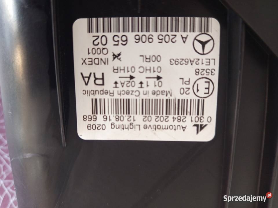 Lampa przednia prawa Mercedes c klasa w 205 osobowe dolnośląskie Bolesławiec
