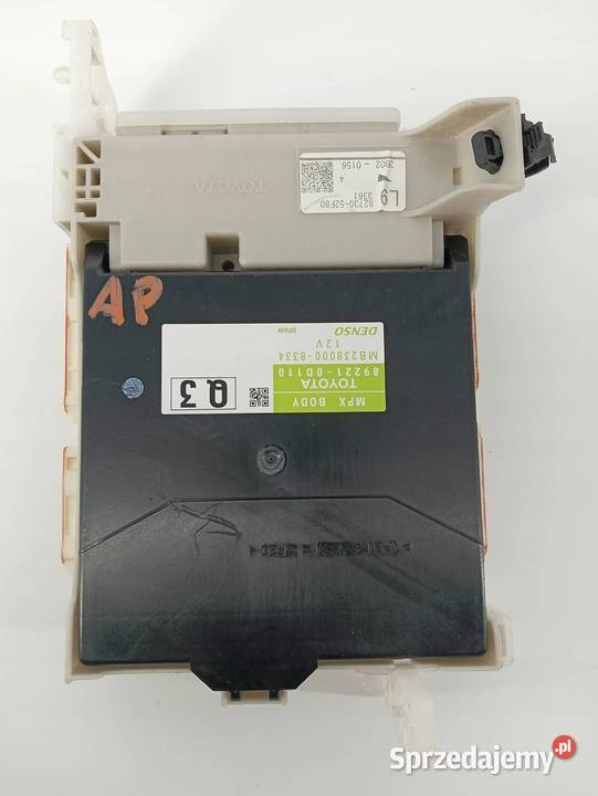 SKRZYNKA BSI 892210D110 8273052F80 Toyota Yaris sprzedam