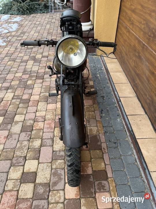 Oryginalny i sprawny Peugeot P110 czterosuwowy łódzkie Żychlin