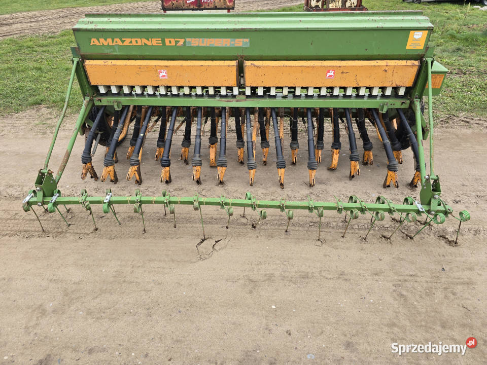 Siewnik AMAZONE D7 SUPERS Typ 30 3 m Drężewo