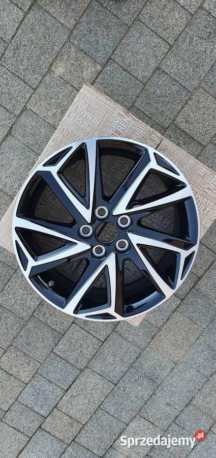 Felga aluminiowa Toyota Yaris IV 16 5x100 ET 50 Toyota OE