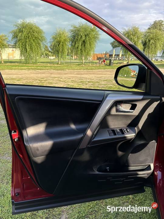 Toyota RAV4 2018 skórzana tapicerka wielkopolskie