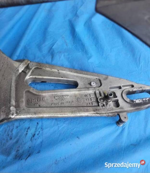 Aprilia TUONO V4 1100 rsv 2016 wahacz tył rama wielkopolskie Nowy Tomyśl sprzedam