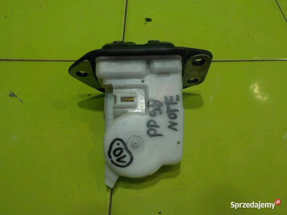 NISSAN NOTE I E11 10r zamek klapy tyl osobowe mazowieckie Suków