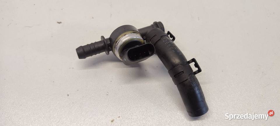 VW TIGUAN II CZUJNIK CIŚNIENIA PALIWA 04B906054G