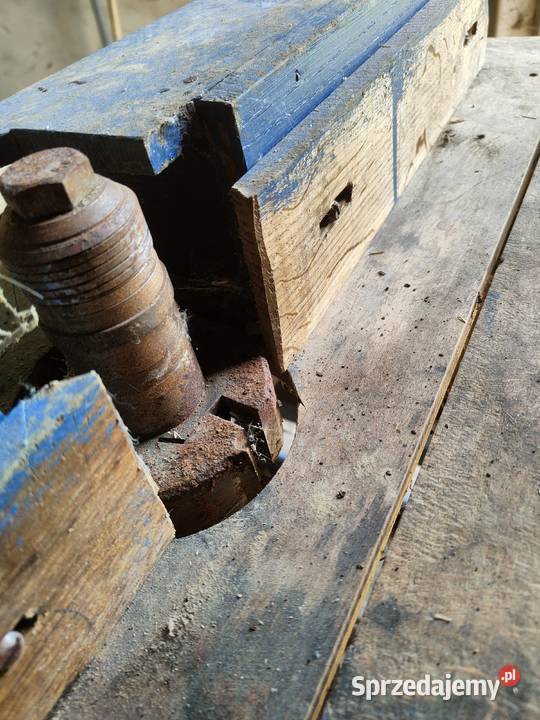 Sprzedam frezarkę dolnowrzecionowa drewnianą Elektryczne Wielopole Skrzyńskie