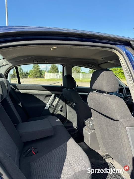 Vectra C 2005 19 cdti 150180 Rok produkcji 2005 Olecko