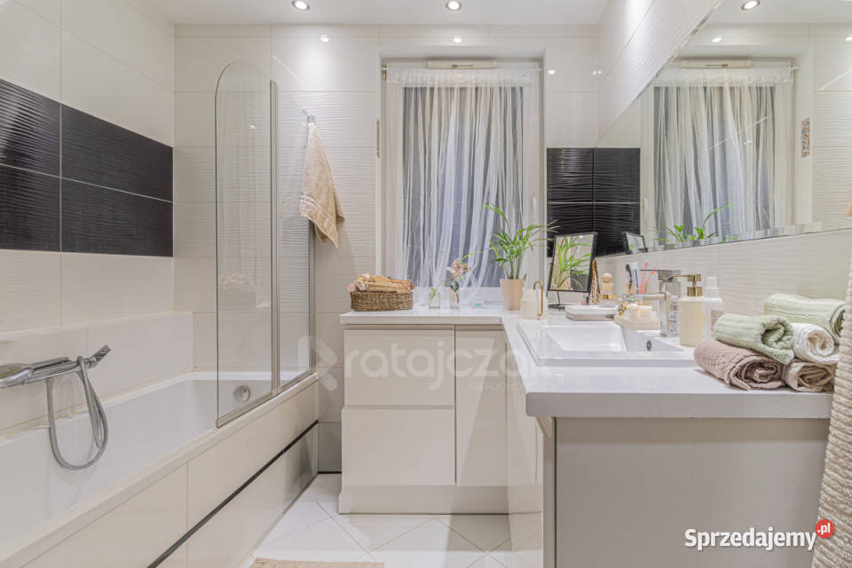 sprzedaży mieszkania 8146m2 4 pokojowe Kosakowo dom wolnostojący