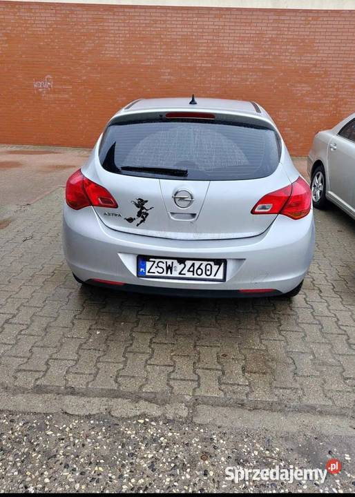 Opel Astra J 2012r z małym przebiegiem elektryczne szyby zachodniopomorskie Police