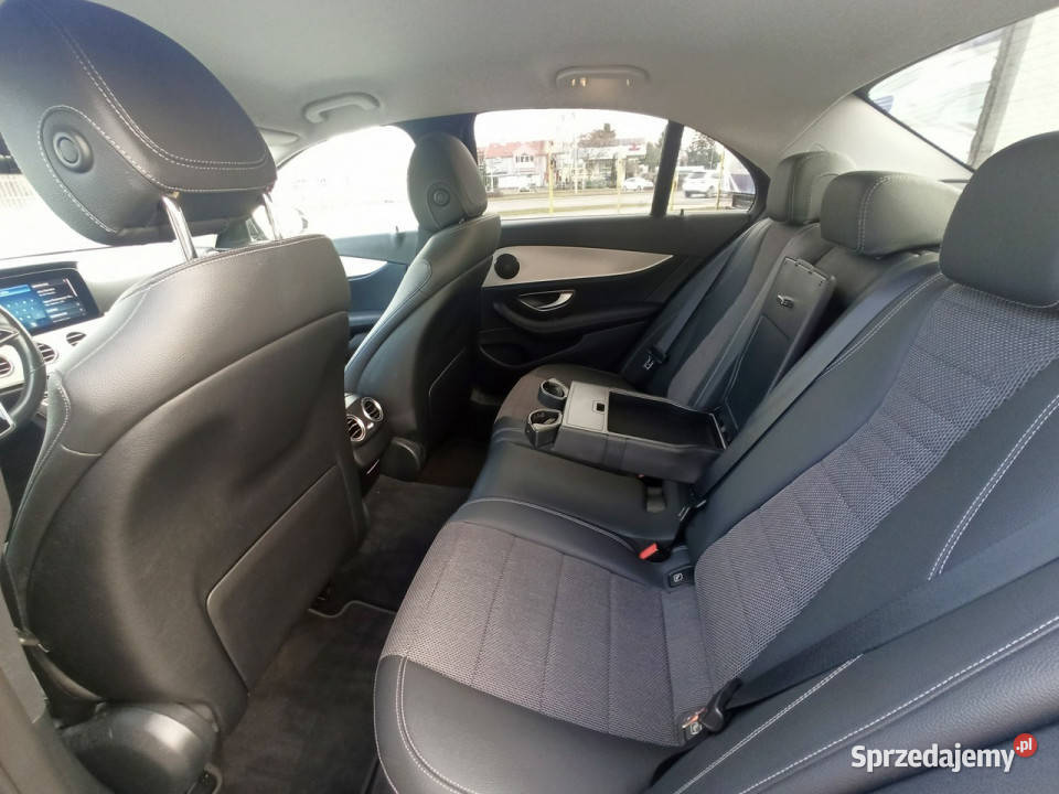 Mercedes E 200 pakiet AMG bezwypadkowy światła do jazdy dziennej Rzeszów sprzedam