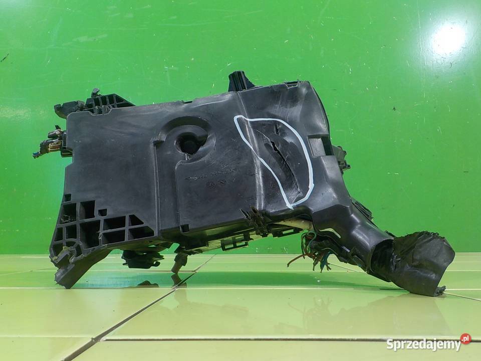 TOYOTA AURIS I LIFT 18 VVTI AUT 11r HB 5D modul osobowe Wyposażenie elektryczne Suków