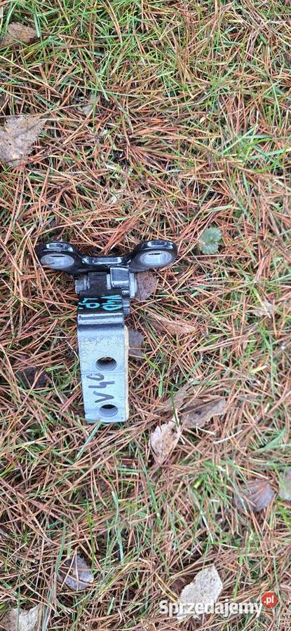 Zawias przód lewy kierowca góra czarny volvo v40